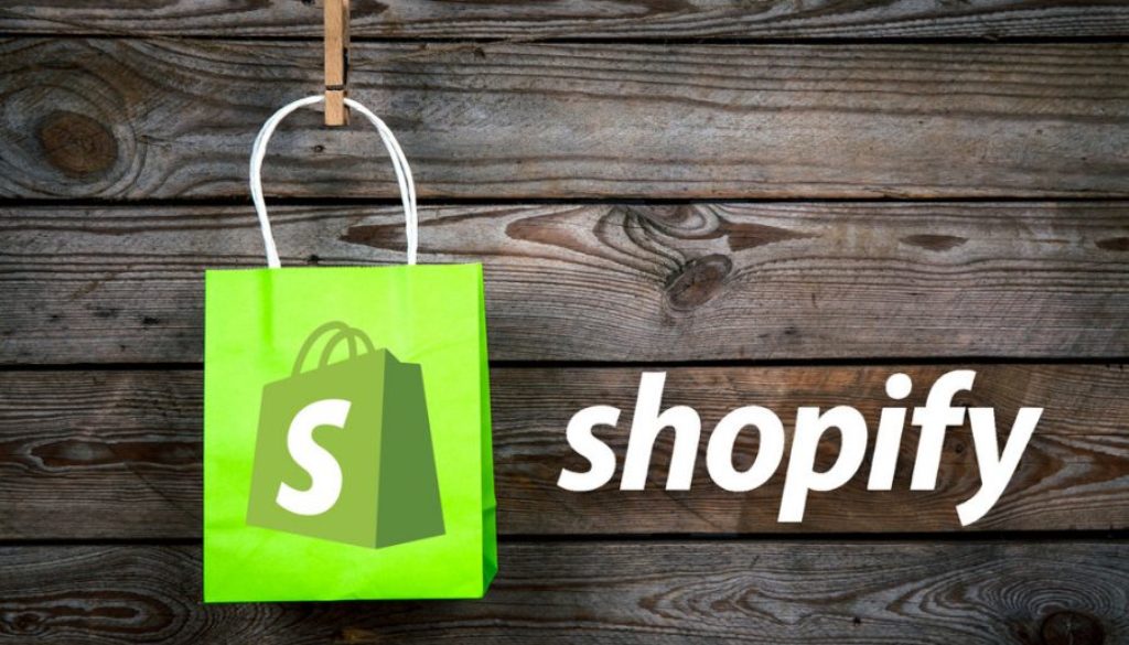 Retail Pulse: Digital doors are open by the Warby Parker Shopify